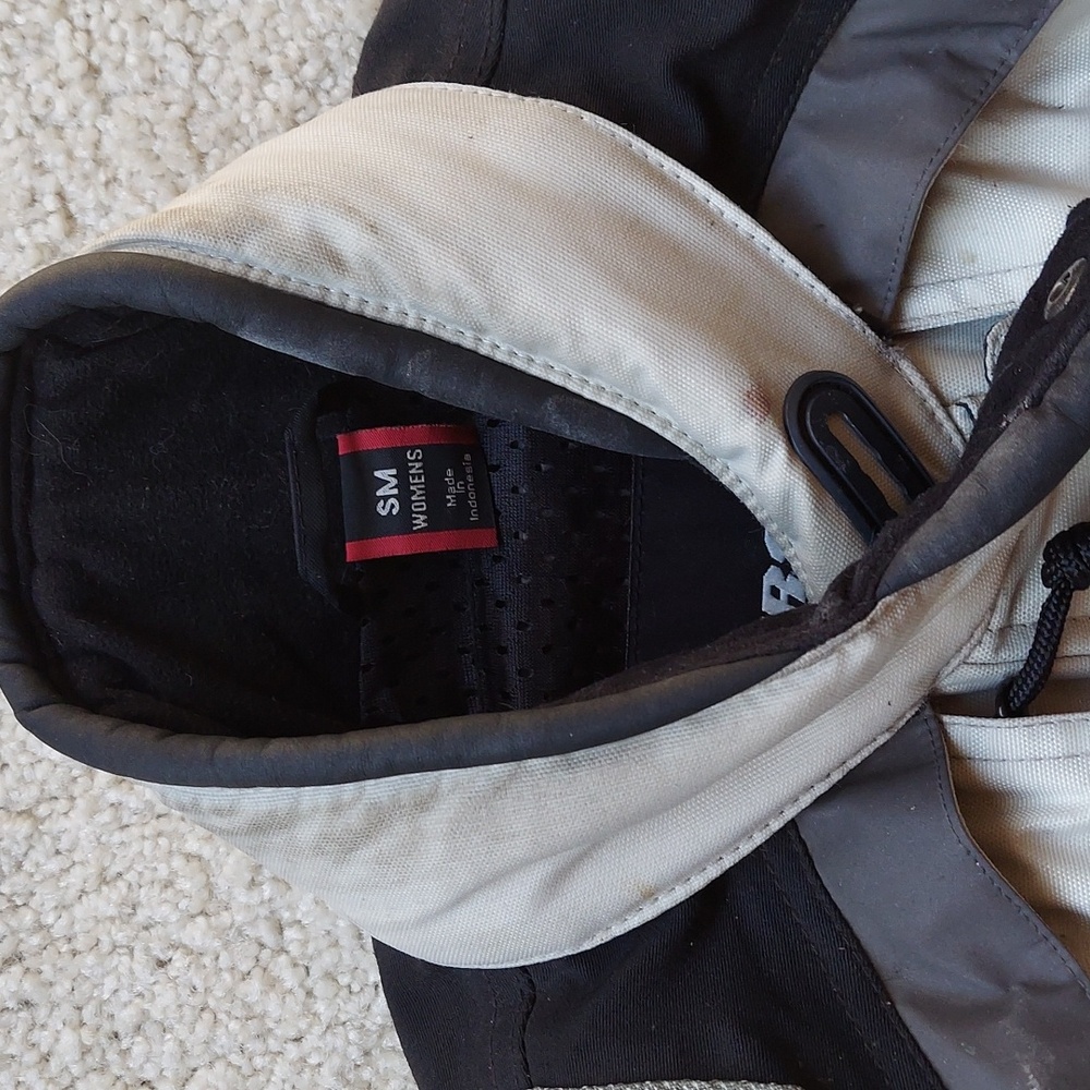 Ladies First Gear motorcycle jacket - Picture 2 of 5